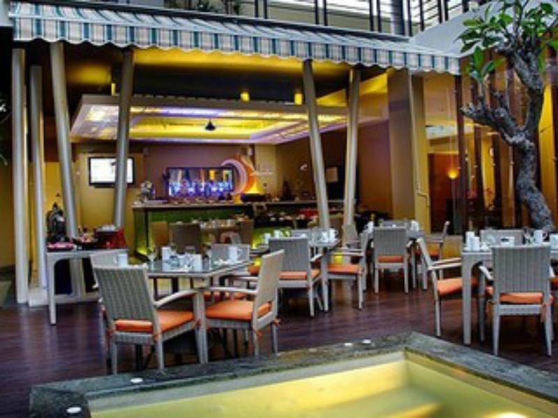 Hotel 100 Sunset Boutique Kuta Lombok Exterior foto