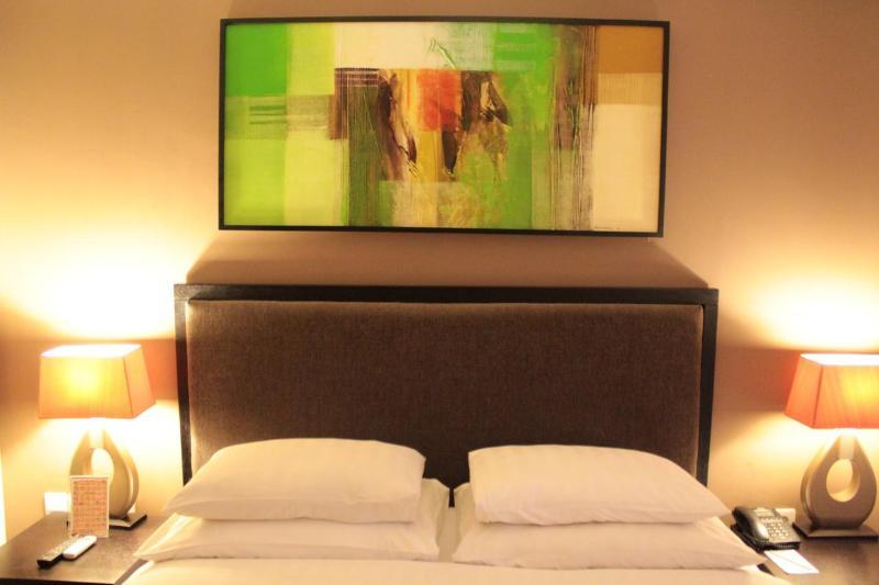 Hotel 100 Sunset Boutique Kuta Lombok Exterior foto