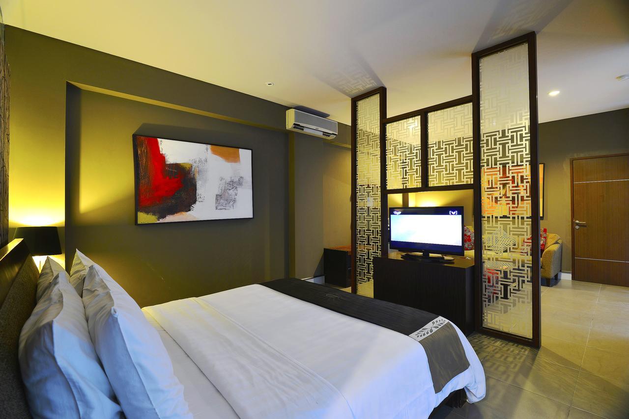 Hotel 100 Sunset Boutique Kuta Lombok Exterior foto