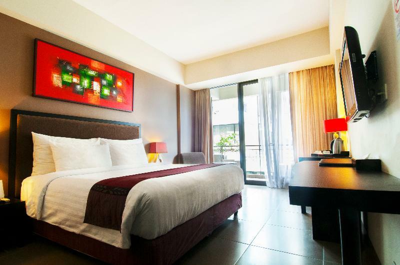 Hotel 100 Sunset Boutique Kuta Lombok Exterior foto