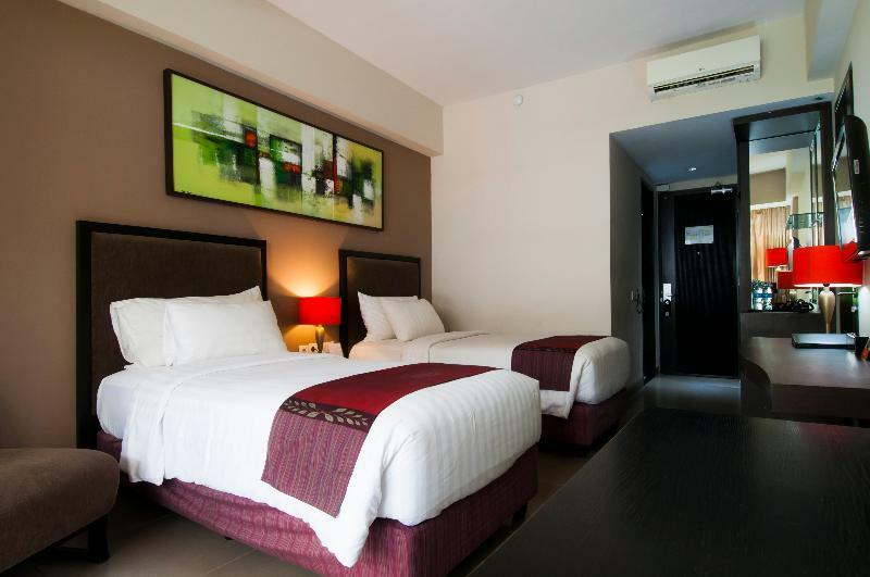 Hotel 100 Sunset Boutique Kuta Lombok Exterior foto