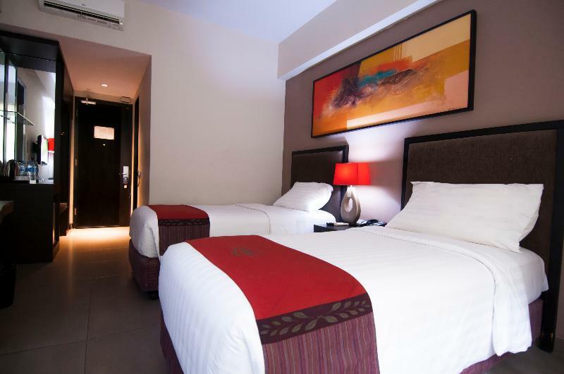 Hotel 100 Sunset Boutique Kuta Lombok Exterior foto
