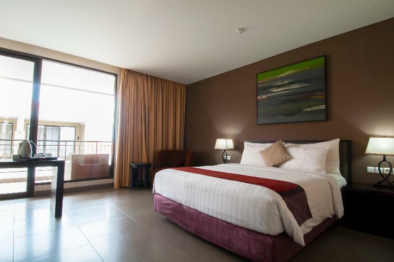Hotel 100 Sunset Boutique Kuta Lombok Exterior foto
